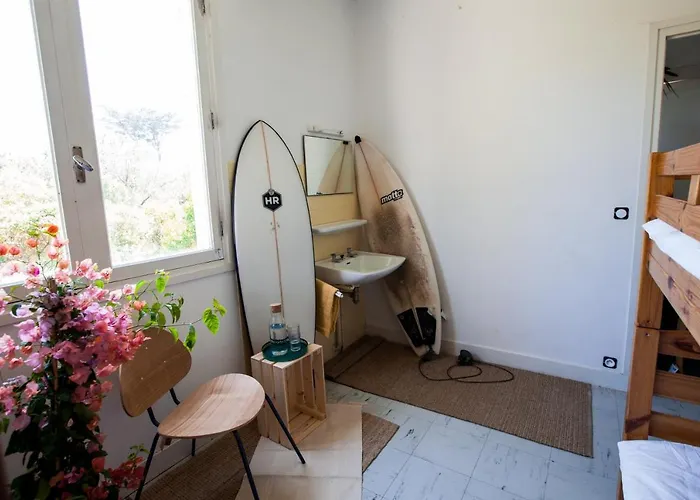 Хостел Surfhostel Hossegor *
